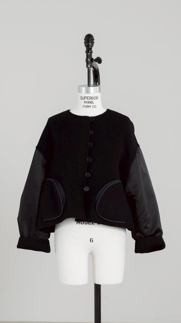 即完売品 新品未使用 soyy. switch me coat ネイビーブラック