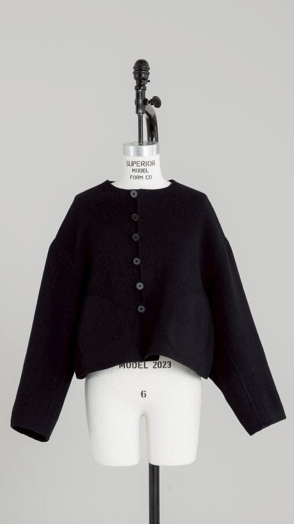 即完売品 新品未使用 soyy. switch me coat ネイビーブラック