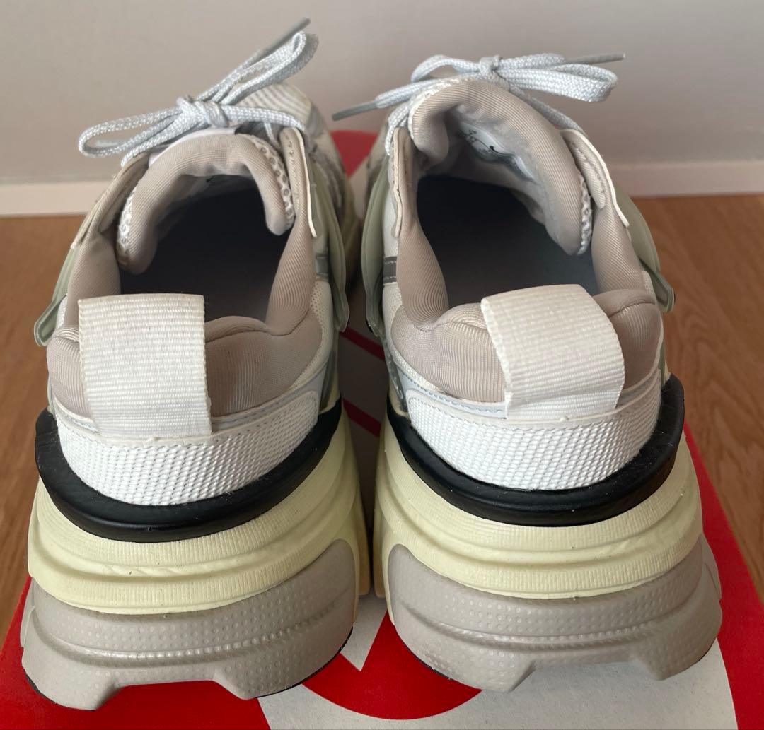 ＜NIKE＞ナイキ V2K RUN 24cm WHITE