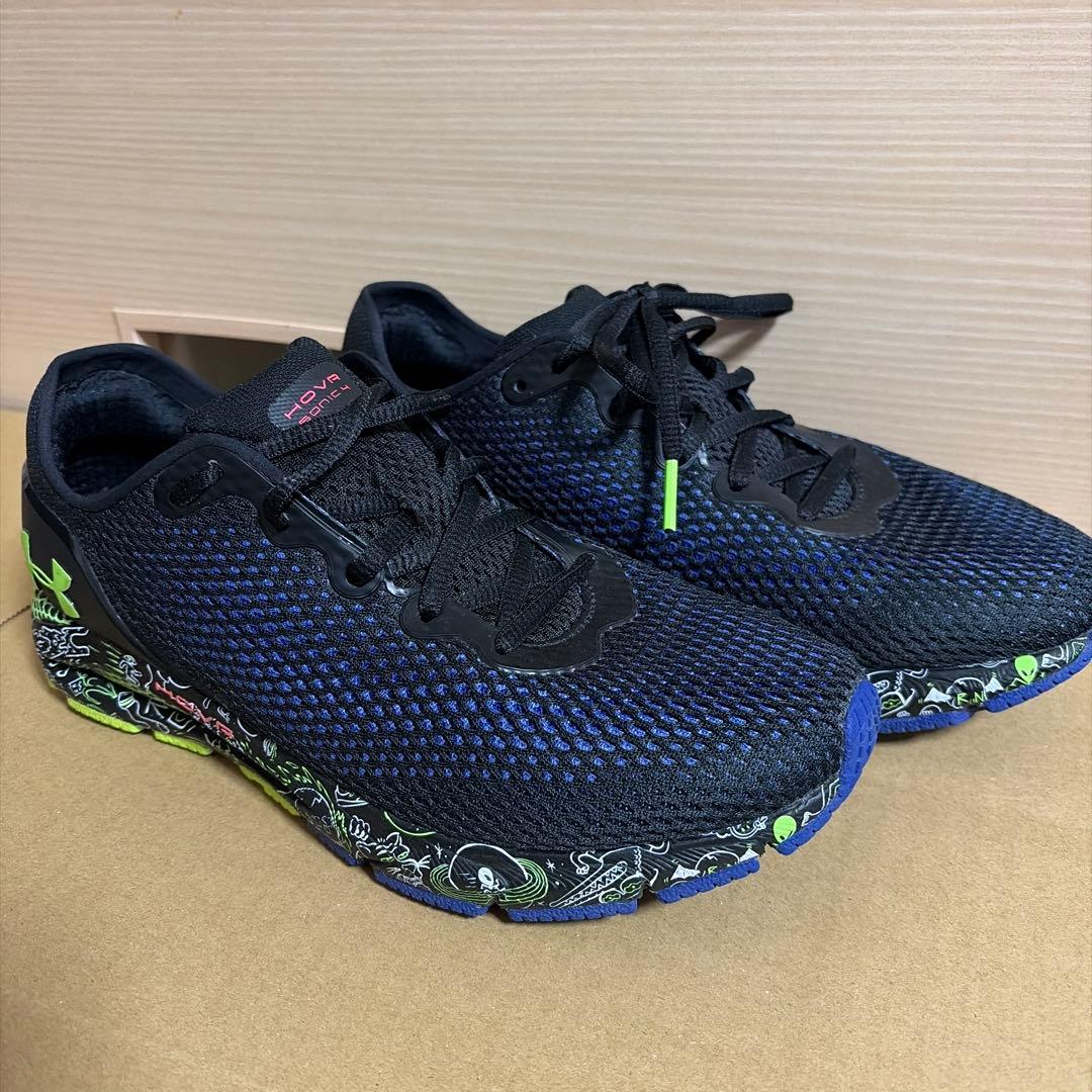 （美品）アンダーアーマー ホバーソニック 4 WEB限定 25.5cm