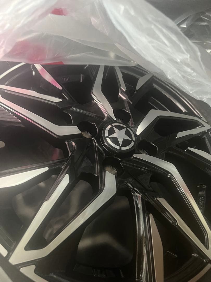 ナッツ　15インチタイヤホィール２本