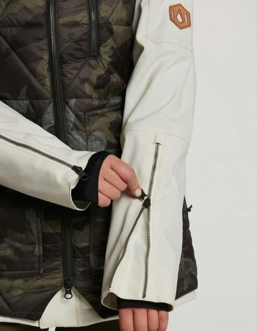 VOLCOM 迷彩柄フード付きスノーボード ジャケット 4in1 Sサイズ