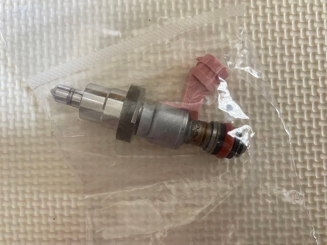 トヨタ純正 エキゾーストフューエルアディション インジェクタ2371030020