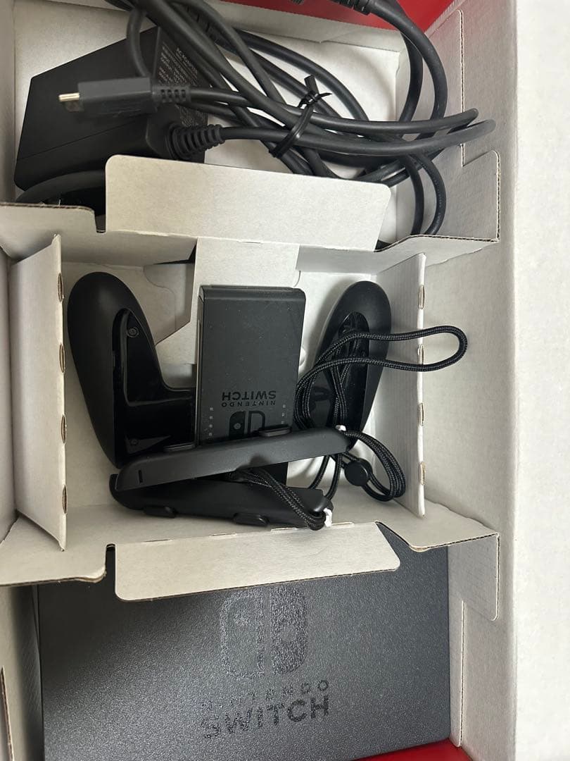 Nintendo Switch 本体　ネオンレッド/ネオンブルー