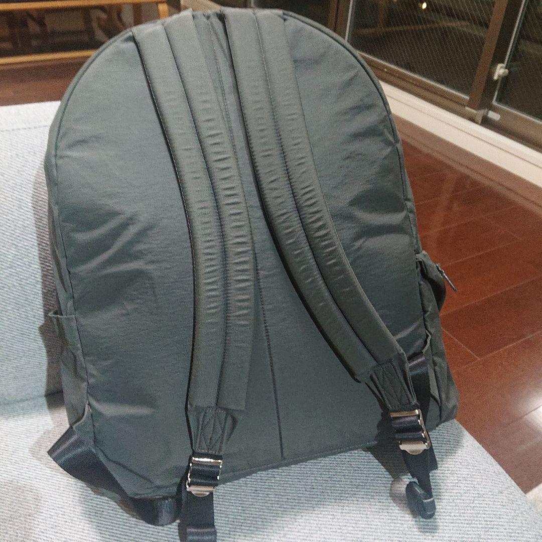 ノースフェイス マウンテンフィールドデイ パック　グレー