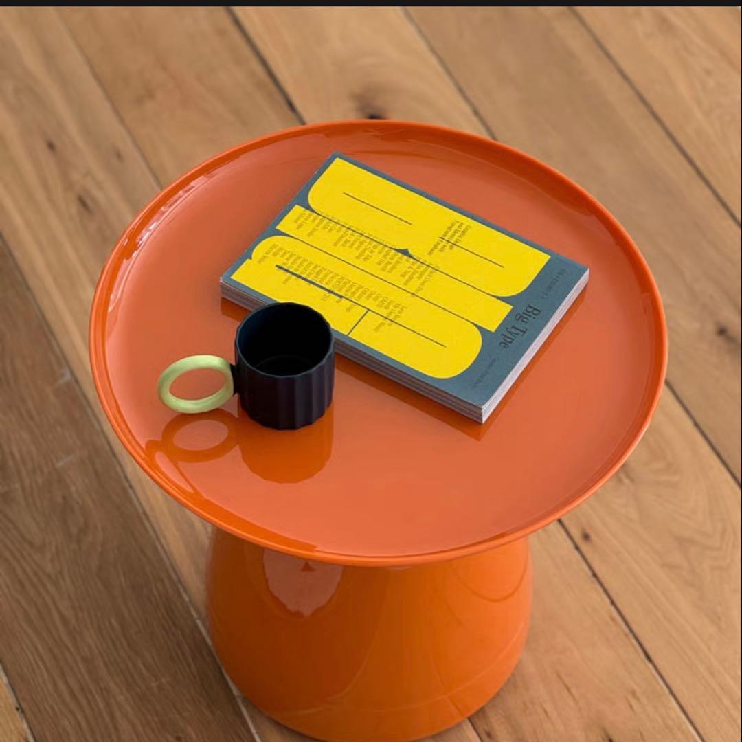 オレンジ ラウンド サイドテーブル