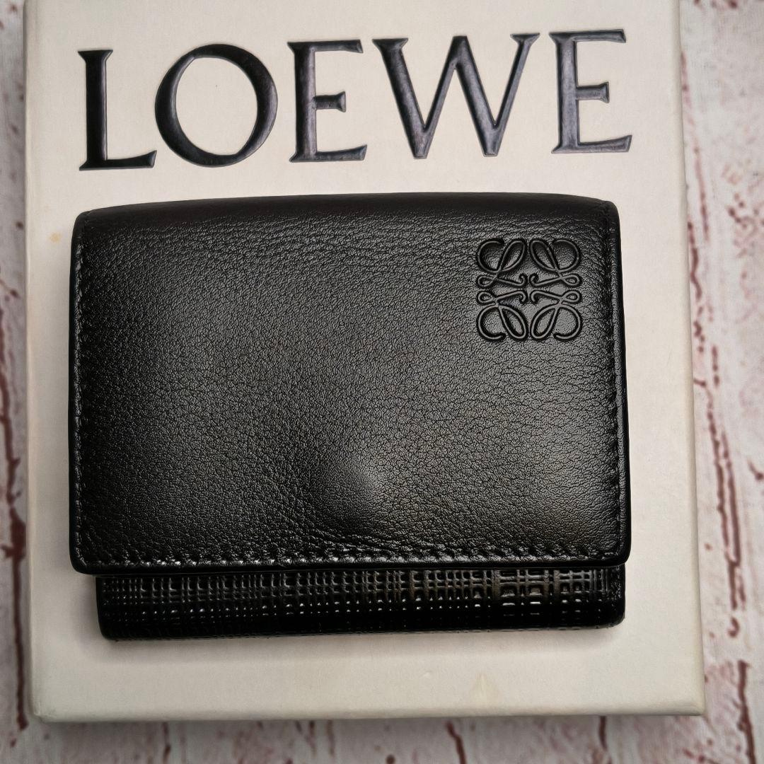 【美品】ロエベ 三つ折り財布 トライフォールド リネン アナグラム 本革／黒A