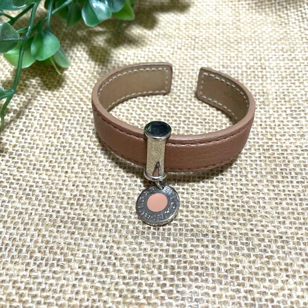 ブルガリ　レザーバングル　カフブレスレット　ブラウン