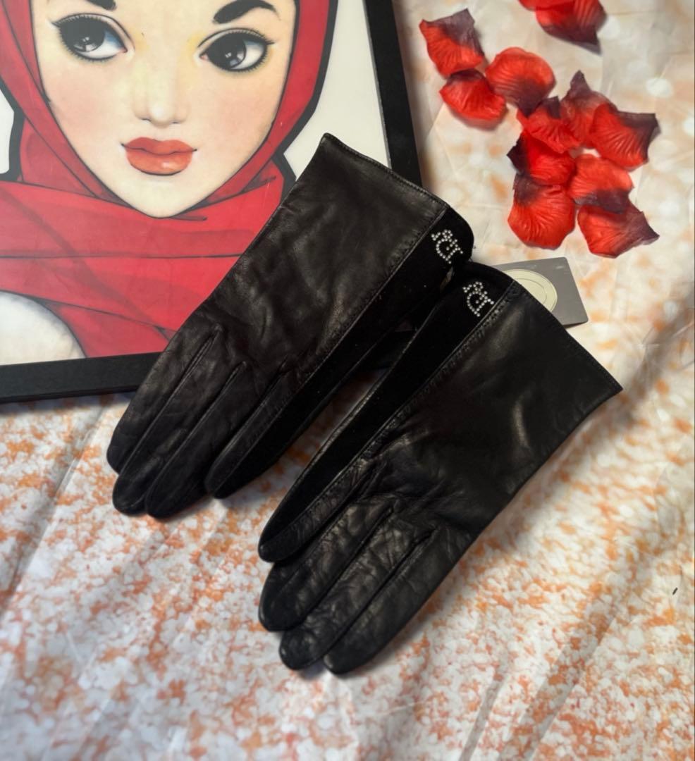 新品タグ付✨クリスチャンディオール レザーグローブ ブラック