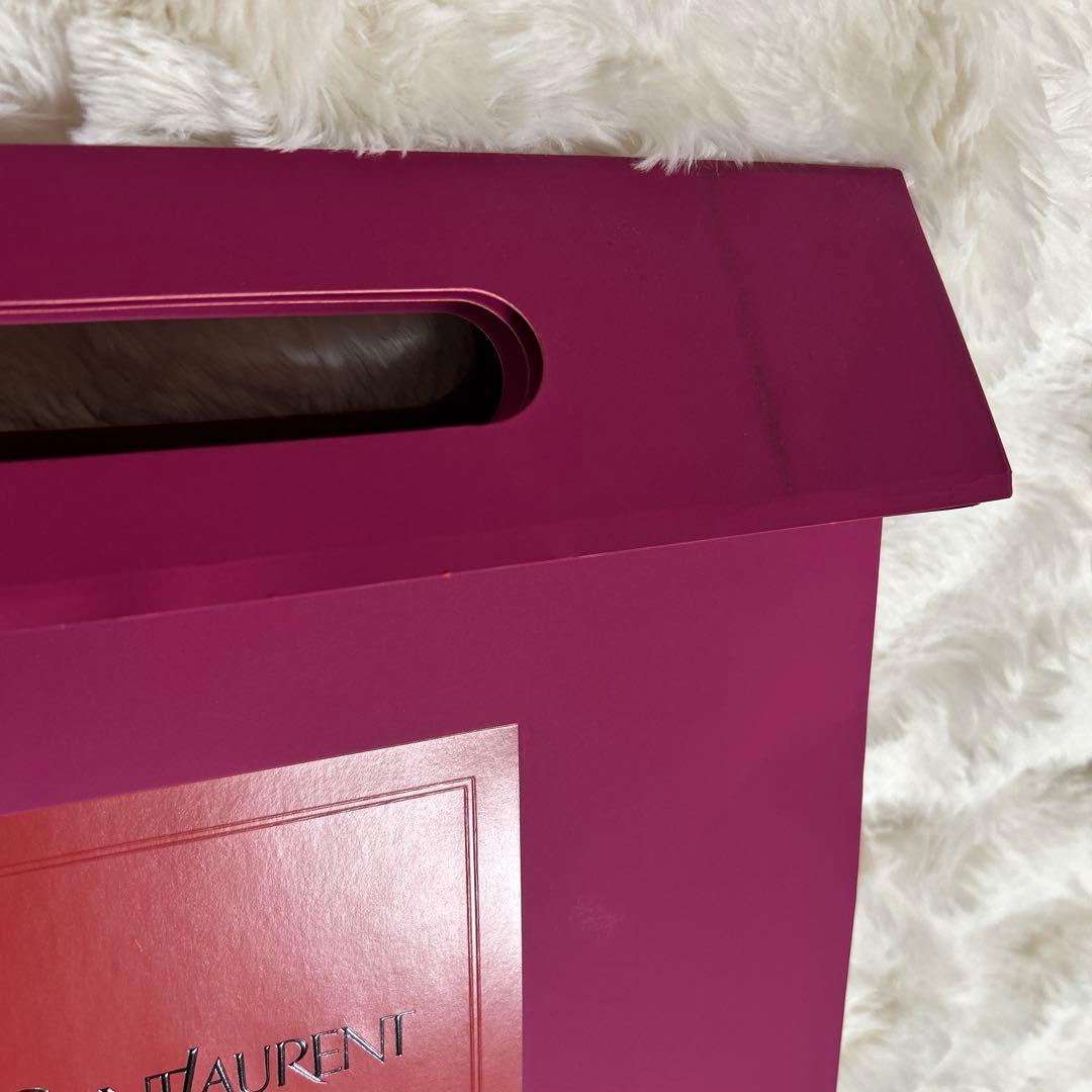 【新品】SAINT LAURENT メンズ　二つ折り財布　ウォレット