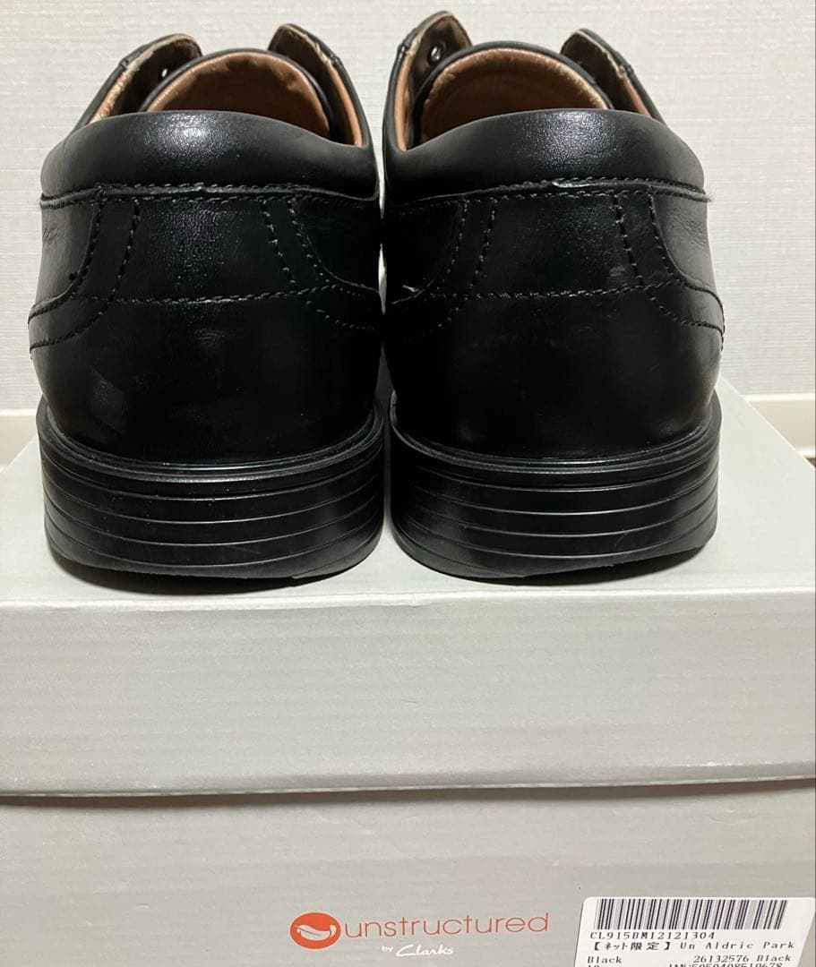 Clarks（クラークス）