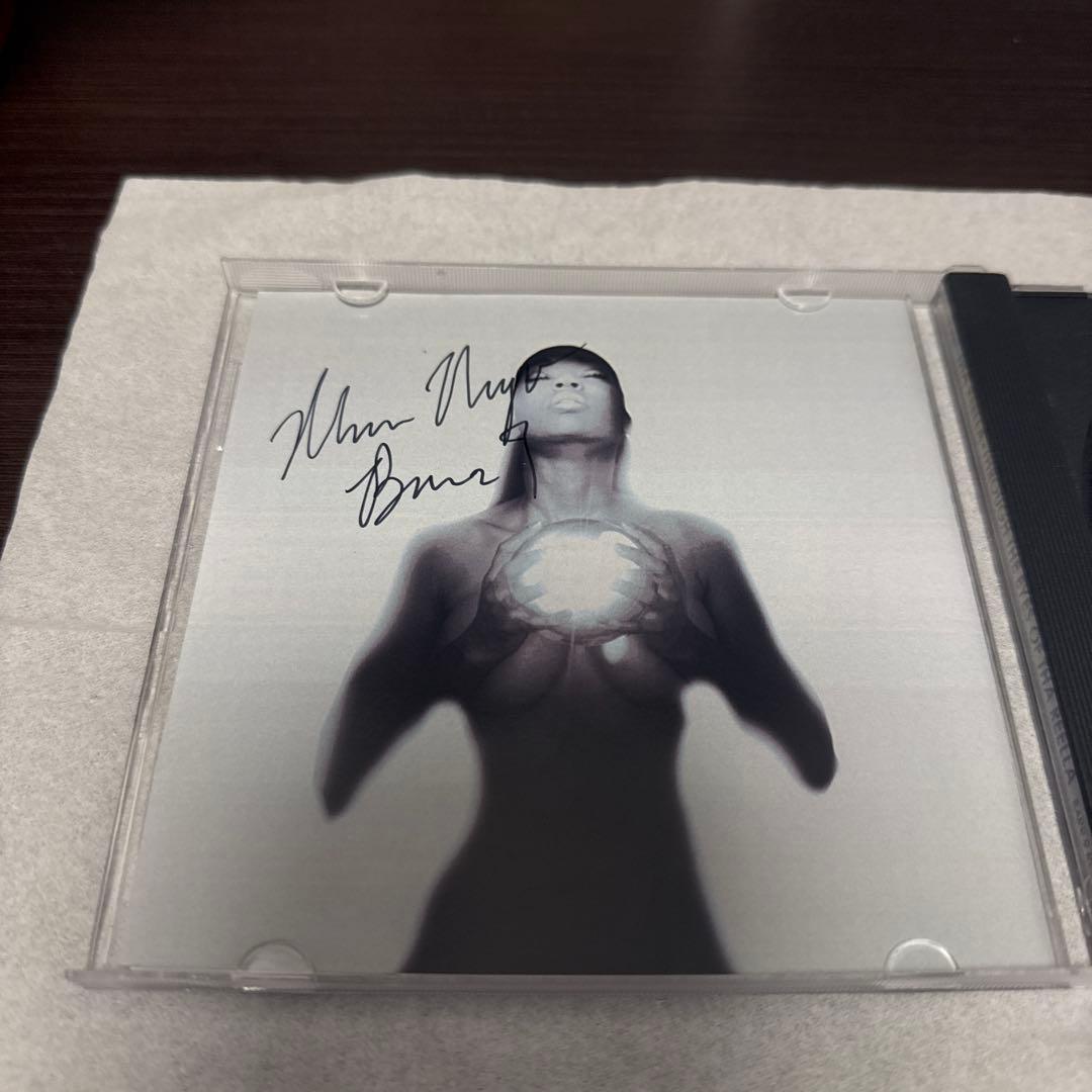 Tha Reella Through The Eyes レア　g rap