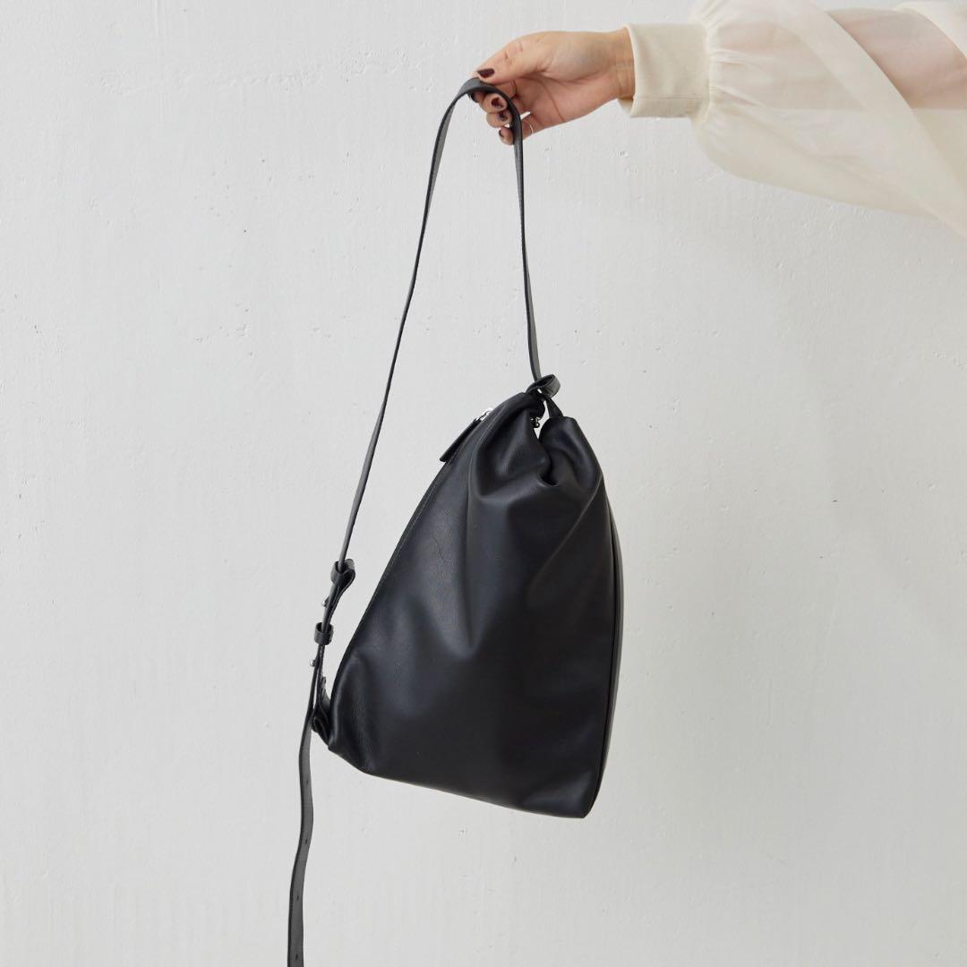 美品✨ear PAPILLONNER 2WAY レザーショルダーバッグ ブラック