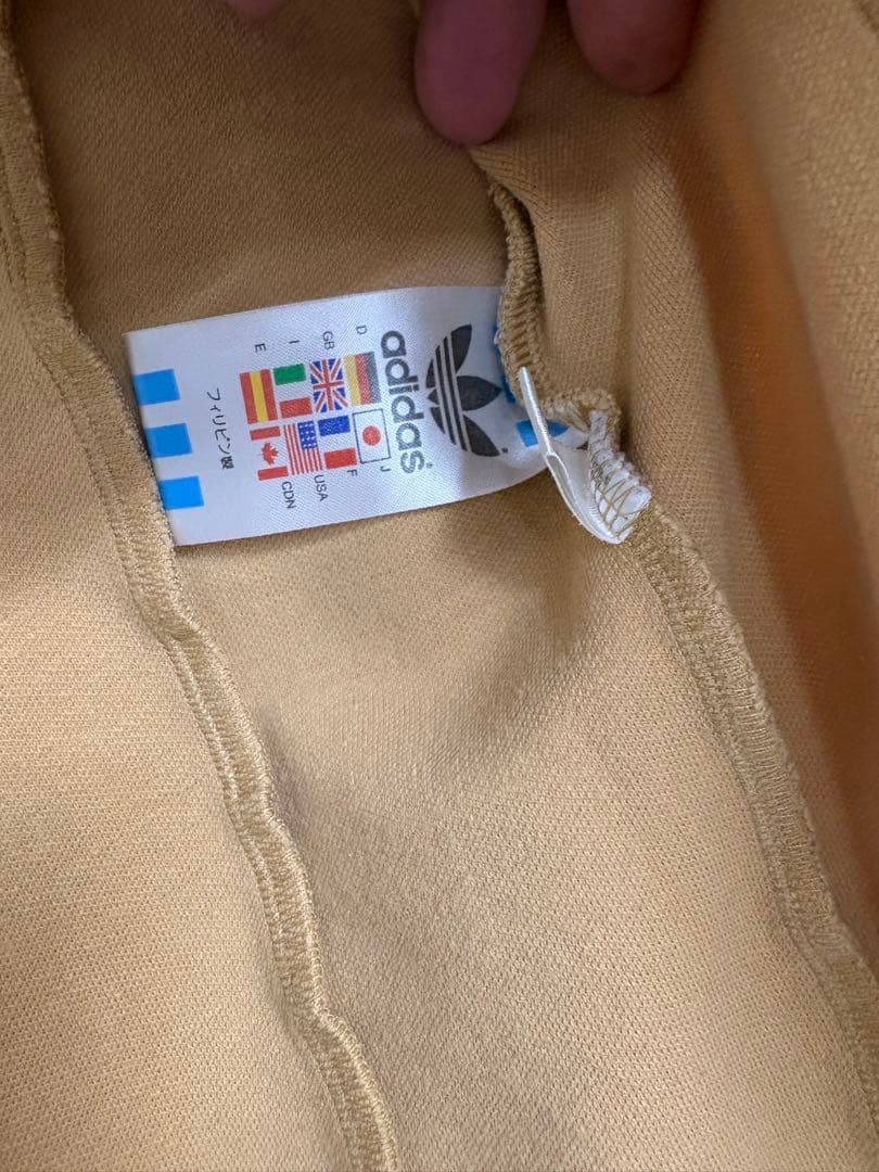 adidas トラックジャケット M ベージュ