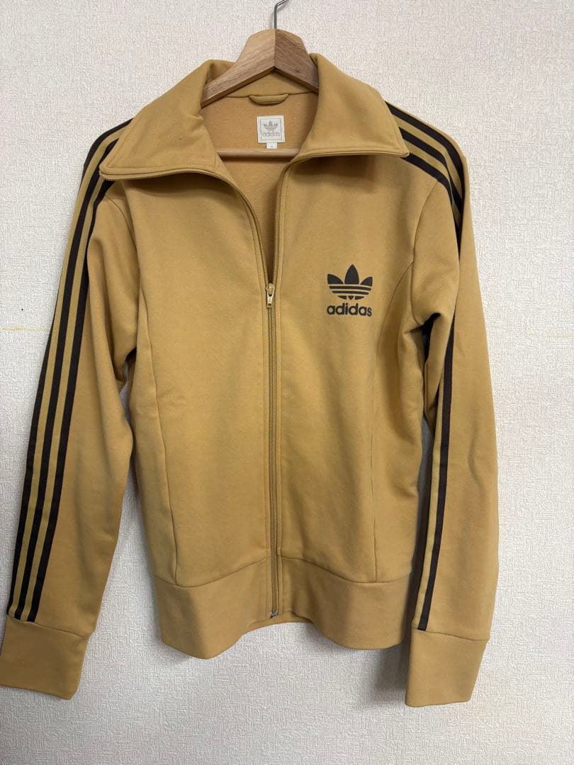 adidas トラックジャケット M ベージュ