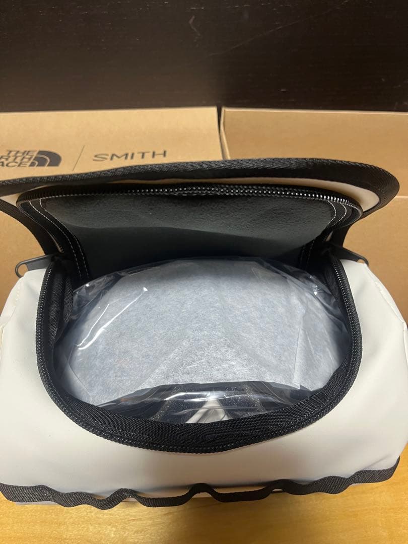 新品　SMITH SQUAD MAG ノースフェイス　ジャパンFIt