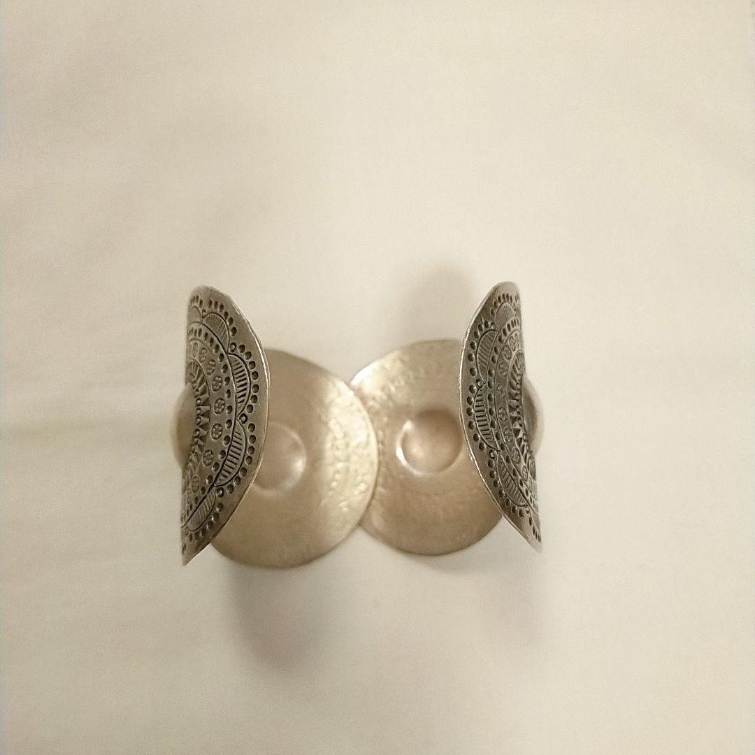 ヤーカ yarka カレンシルバー バングル