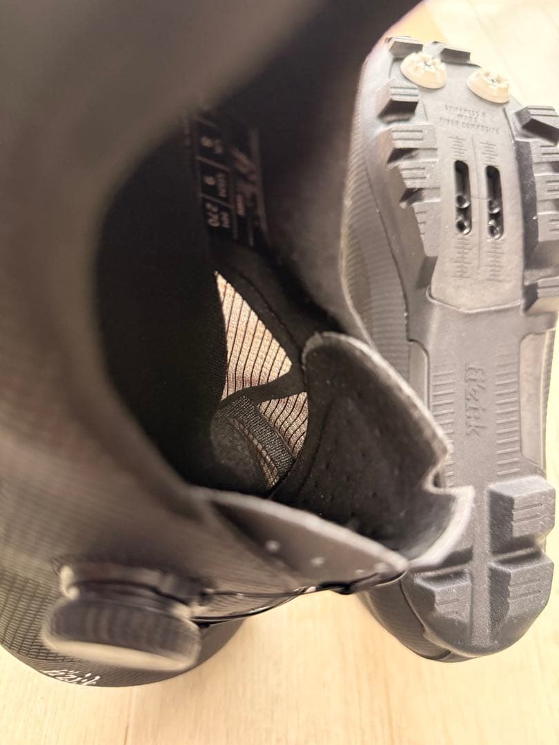 fizik VENTO PROXY Black ワイド EU42 27.0cm