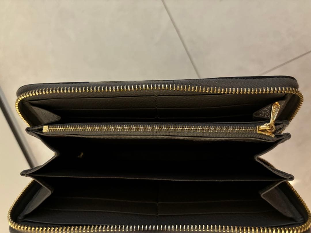 グッチ GUCCI ズゥミ カーフレザーラウンドファスナー グレー 570661