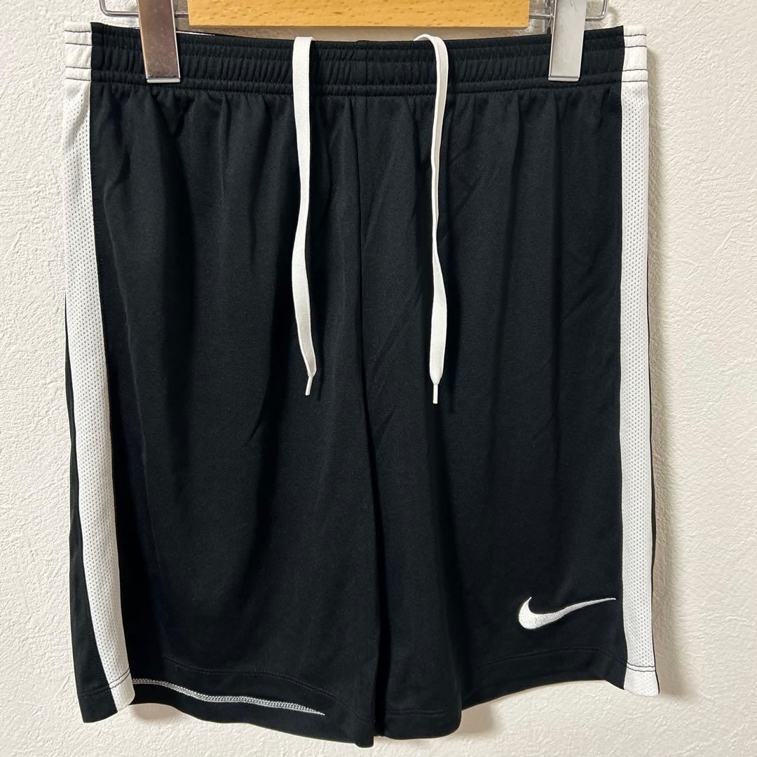 NIKE ナイキ　『JFA』 技術開発プログラム　セットアップ　　上下M