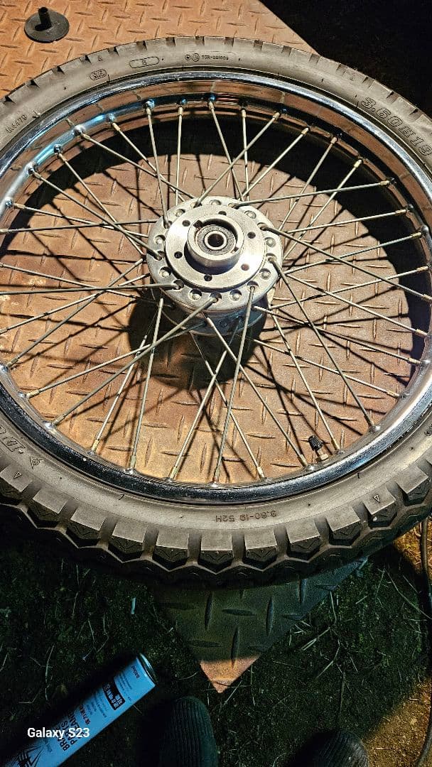 ス*ル様 gt380フロントホイールタイヤ付き ダンロップ