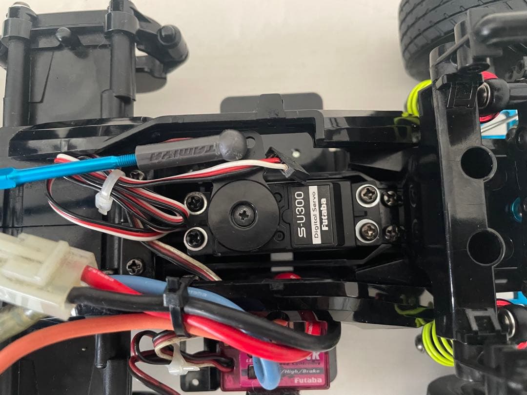 トヨタ GRヤリス 1/10 タミヤM05ラジコンカー