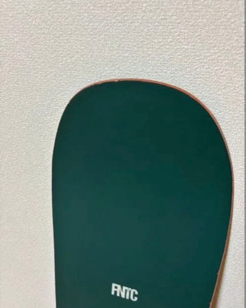 【すず】FNTC TNT-R 139 スノーボード 21-22 ダブキャン