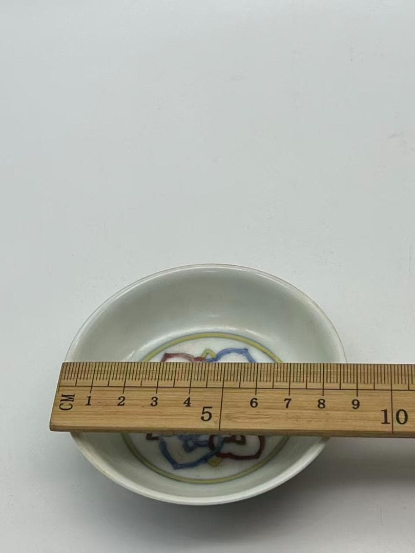 明朝成化年間　斗彩連枝宝相花纹洗　【大明成化年製】在銘　茶道具(F-126)