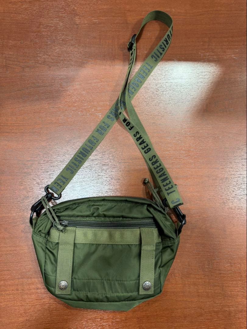 HUMAN MADE オリーブグリーン バッグ