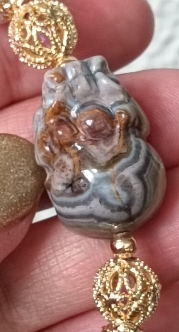 専用ページ2点❤超個性的なシマシマ柄のレースアゲート貔貅、ガーデンアメジスト