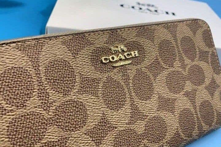 新品未使用コーチ長財布ブラウンシグネチャーレディースメンズ送料無料即日発送