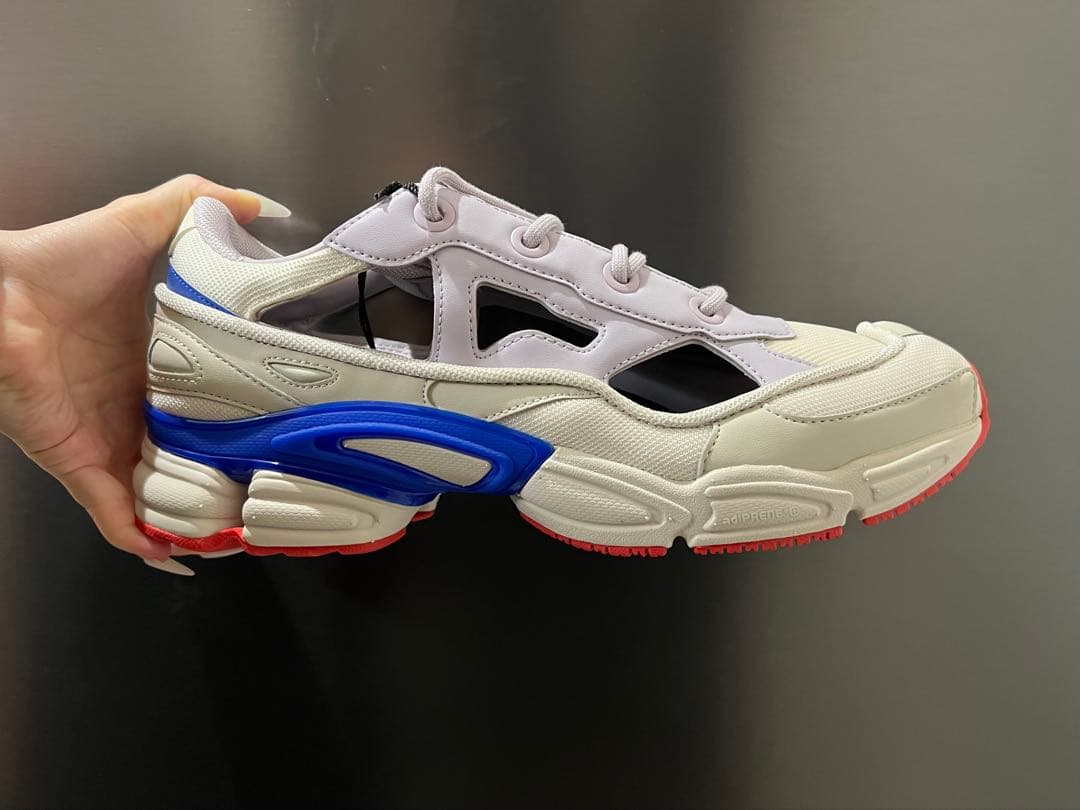 アディダスバイ ラフ・シモンズ限定シ ユーズ「RS レプリカント オズウィーゴ」