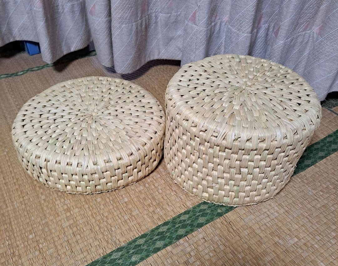 unknow　藁いずみ(稲わら製品)、飯櫃入れaサイズ