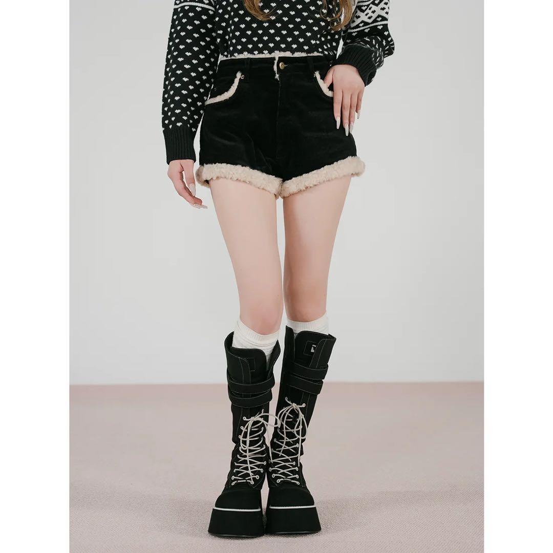 新品タグ付 ダーリッチ ポイントボアコーデュロイショートパンツ ブラック M