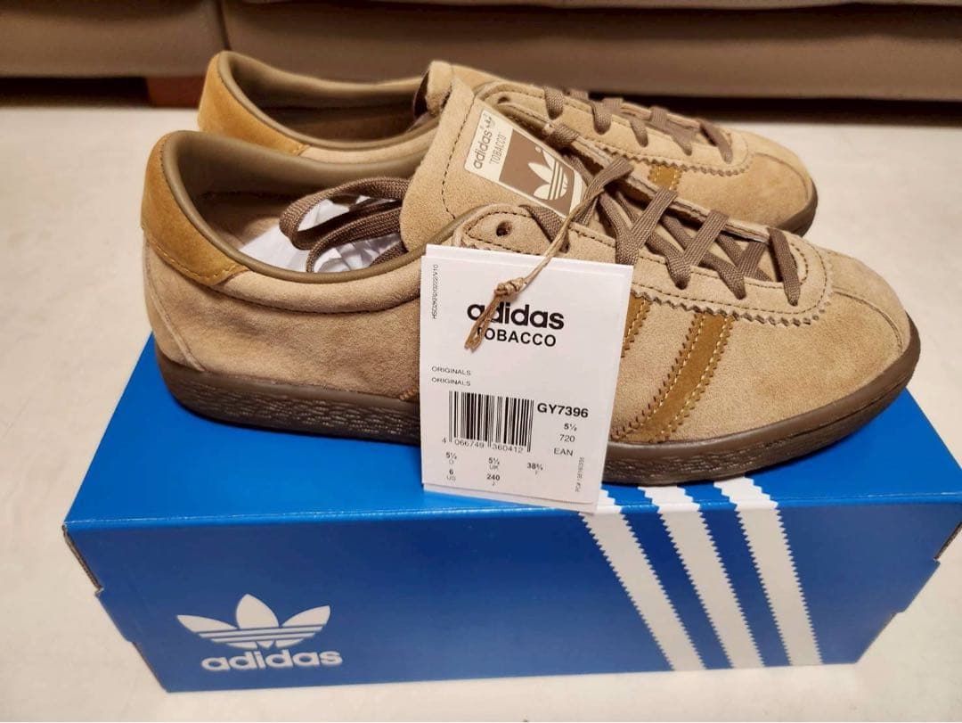 【新品】adidas TOBACCO GY7396 タバコ ベージュ 24cm