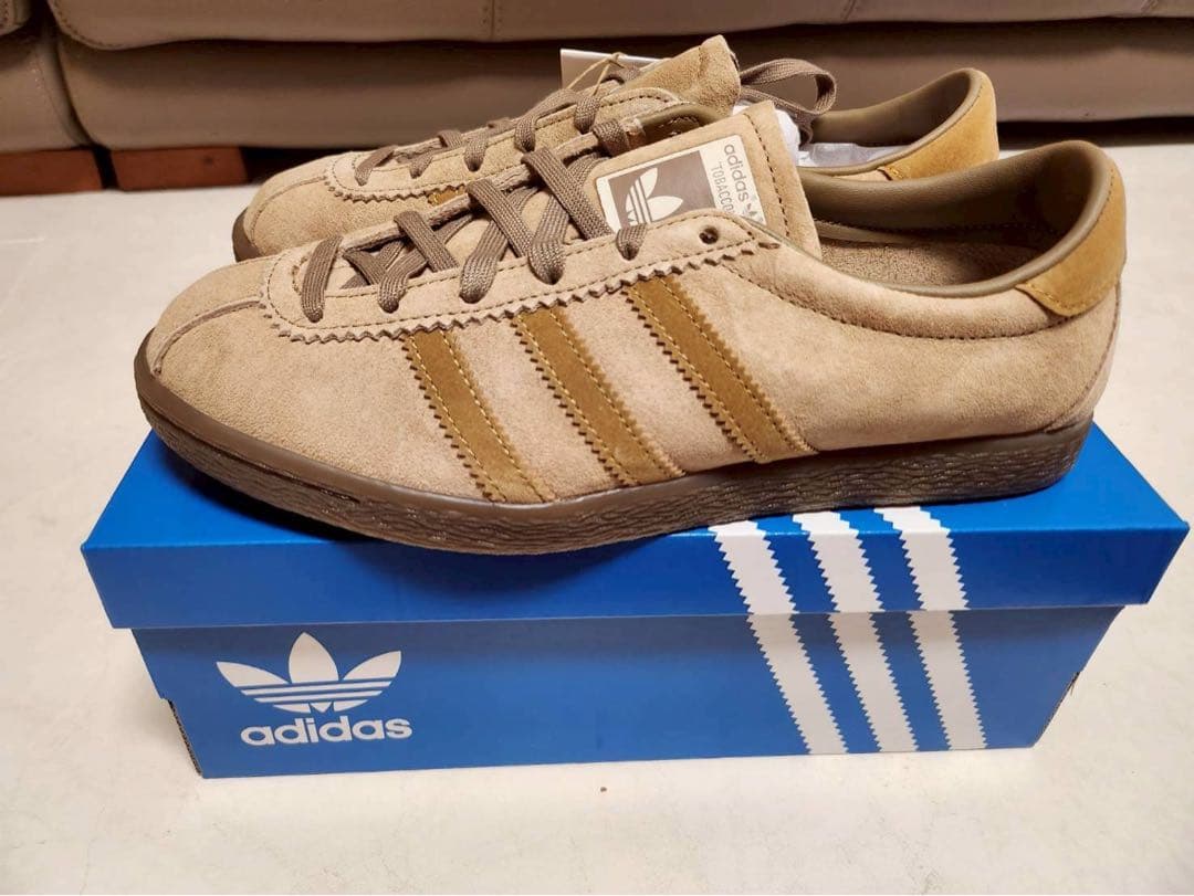 【新品】adidas TOBACCO GY7396 タバコ ベージュ 24cm