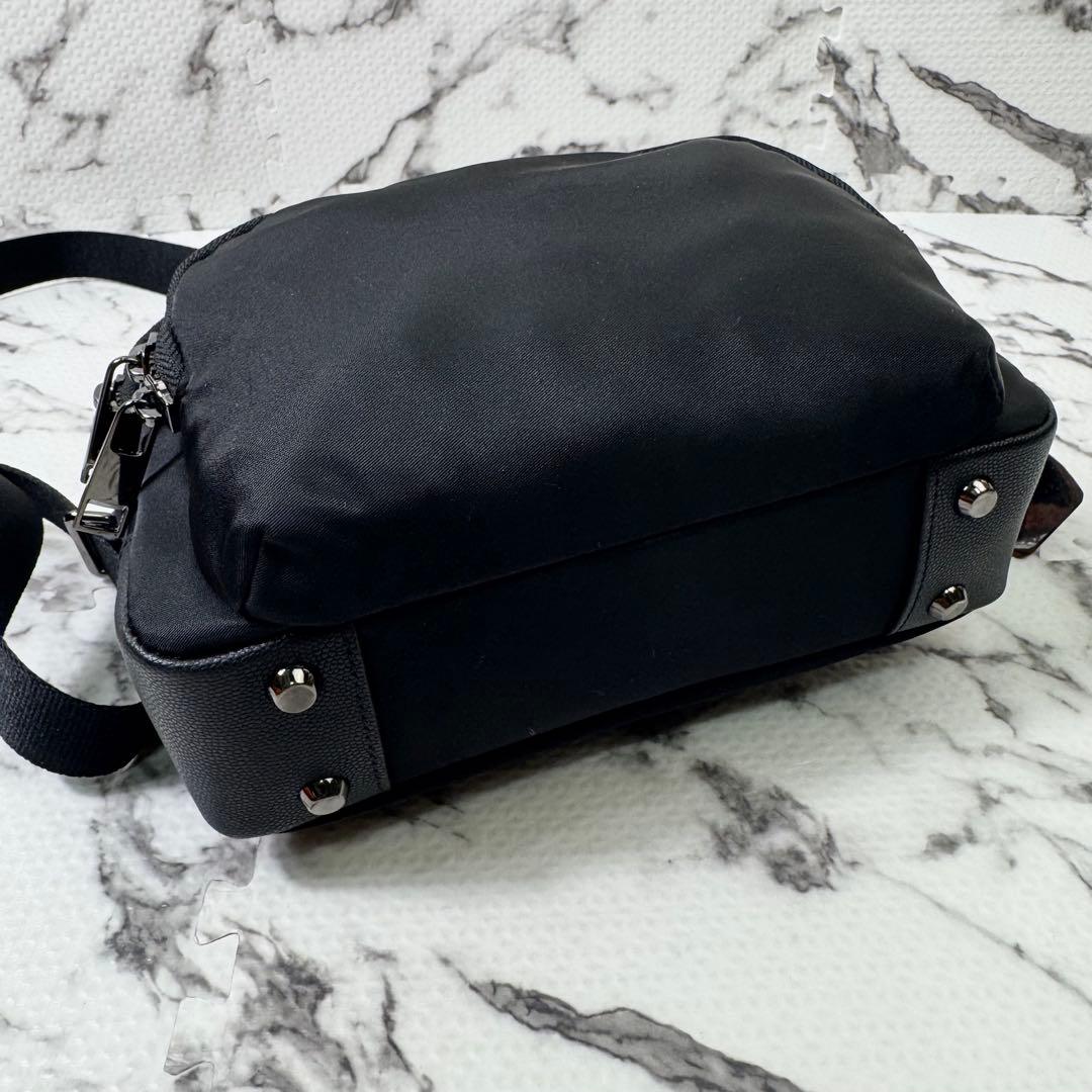 未使用級◎トゥミ　テガン　クロスボディ　ショルダーバッグ　レザー　現行