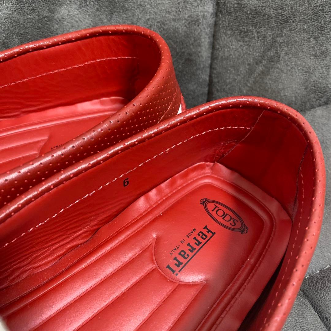 TOD'S トッズ フェラーリ　ドライビングシューズ