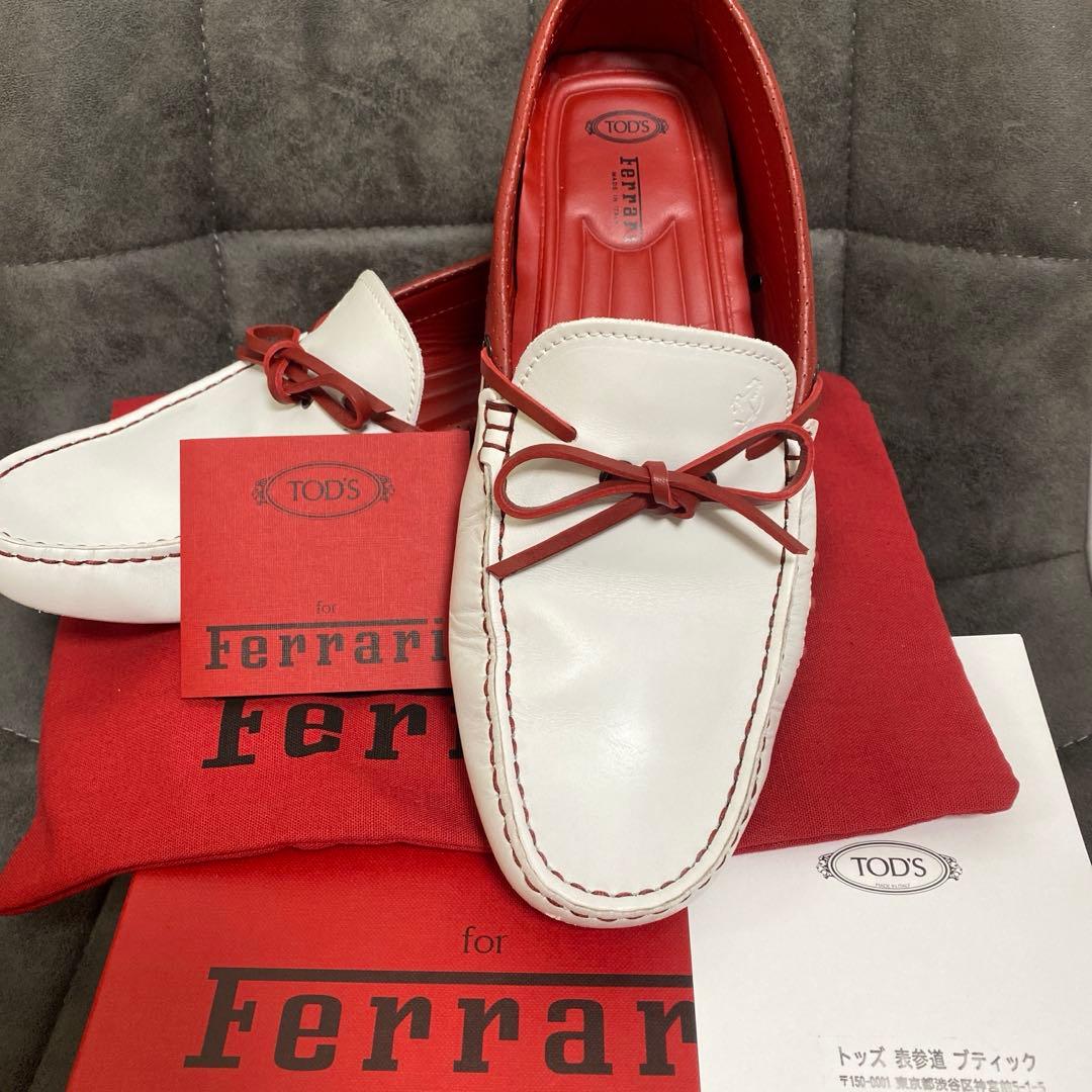 TOD'S トッズ フェラーリ　ドライビングシューズ