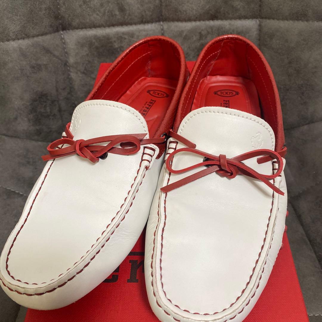 TOD'S トッズ フェラーリ　ドライビングシューズ