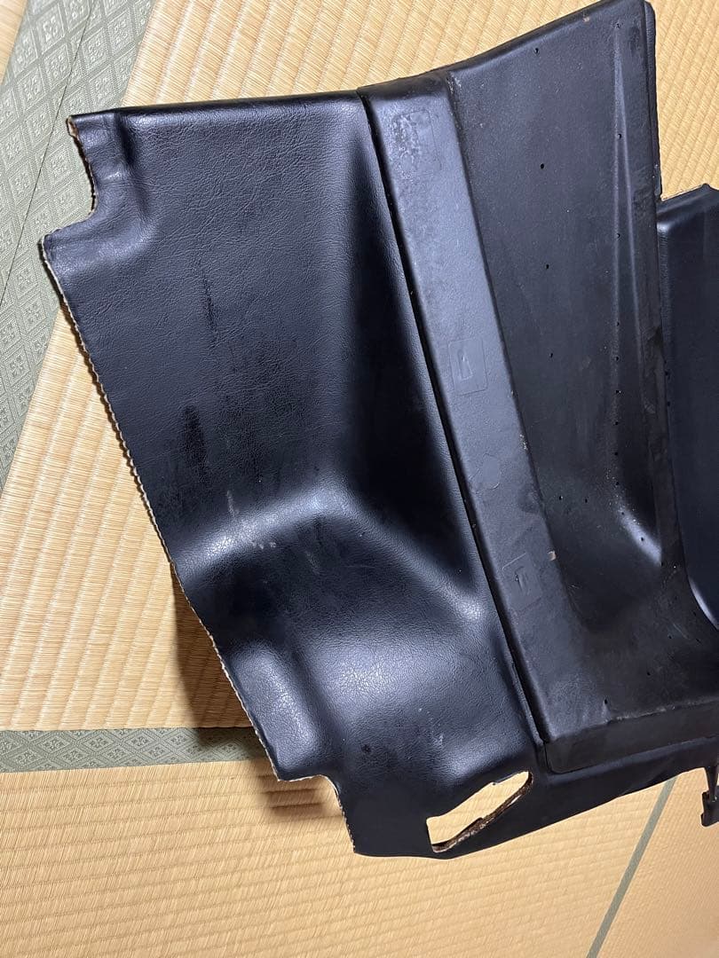 AE86 純正クウォータートリム　リヤ　内張りレビン　トレノ　左右　3ドア