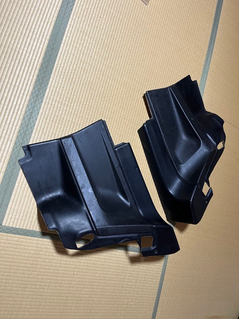 AE86 純正クウォータートリム　リヤ　内張りレビン　トレノ　左右　3ドア