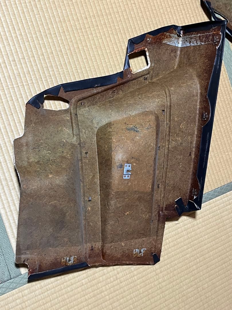 AE86 純正クウォータートリム　リヤ　内張りレビン　トレノ　左右　3ドア