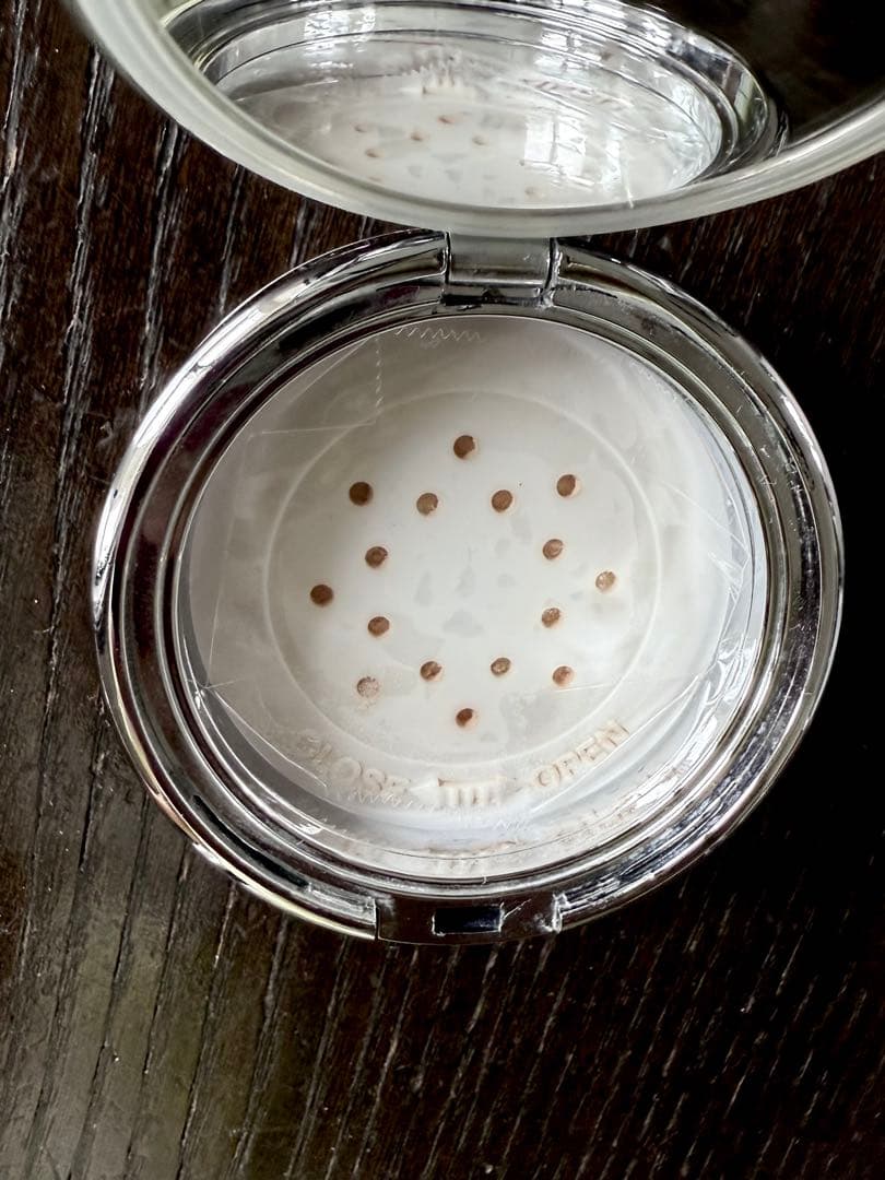 ラプレリー トリートメントルースパウダー トランスルーセント0