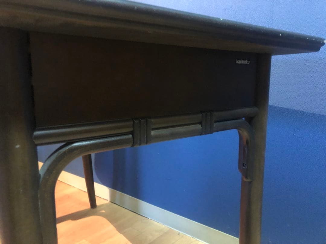 カリモク　ヨーロピアン風　アンティーク調　机　ドレッサーにも？　ヴィンテージ