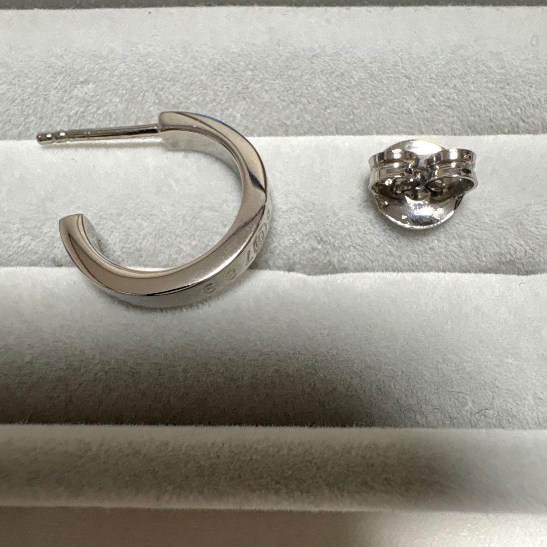 MM6 Maison Margielaナンバリングピアス　片耳