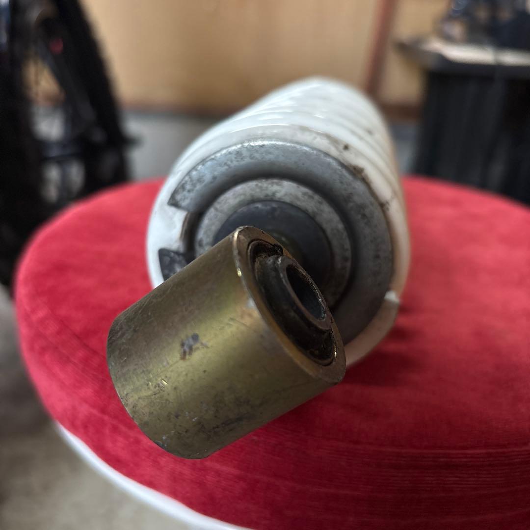 tw200リアサス 強化サス