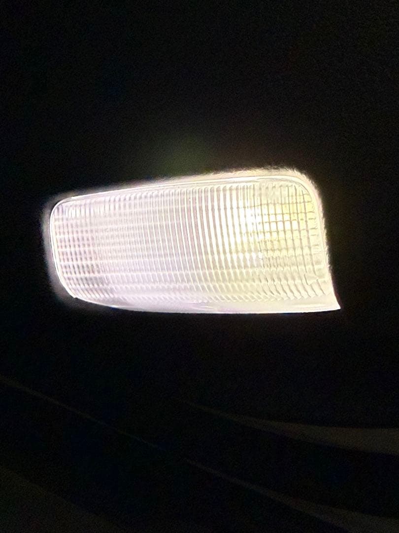 レクサス　カーテシ　ランプ　純正OP is nx rc rx ls lc gs