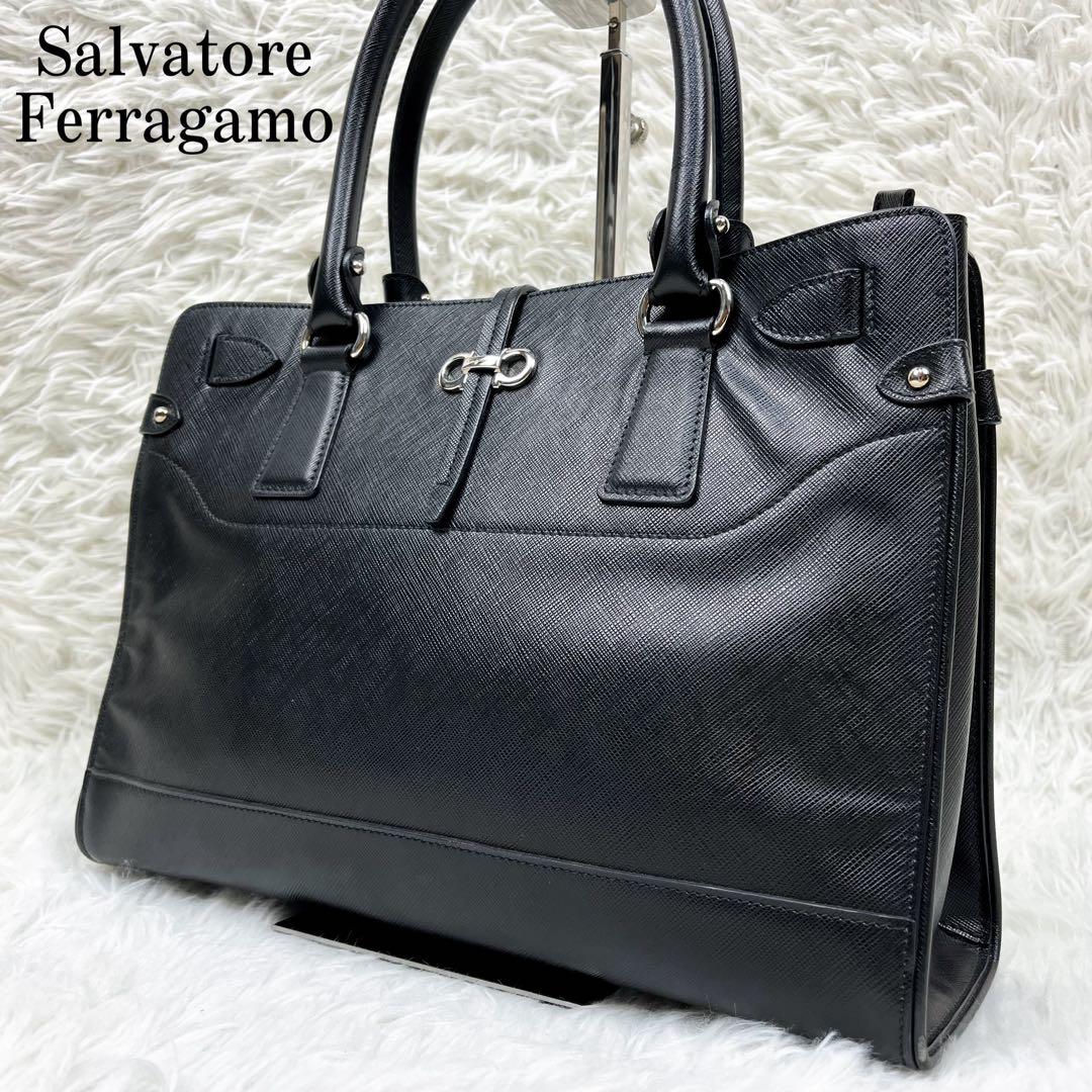 Rana様 フェラガモ ブリアナ サフィアーノレザー トートバッグ ガンチーニ