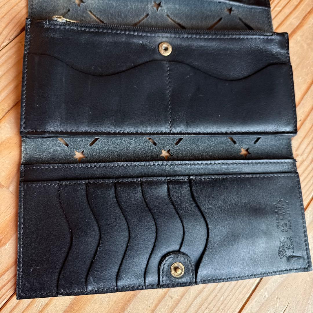 【レア＆極美品】IL BISONTE スターパンチングWフラップ 長財布☆